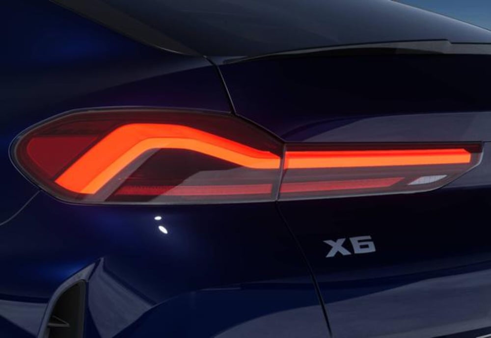 BMW X6 nuova a Modena (9)