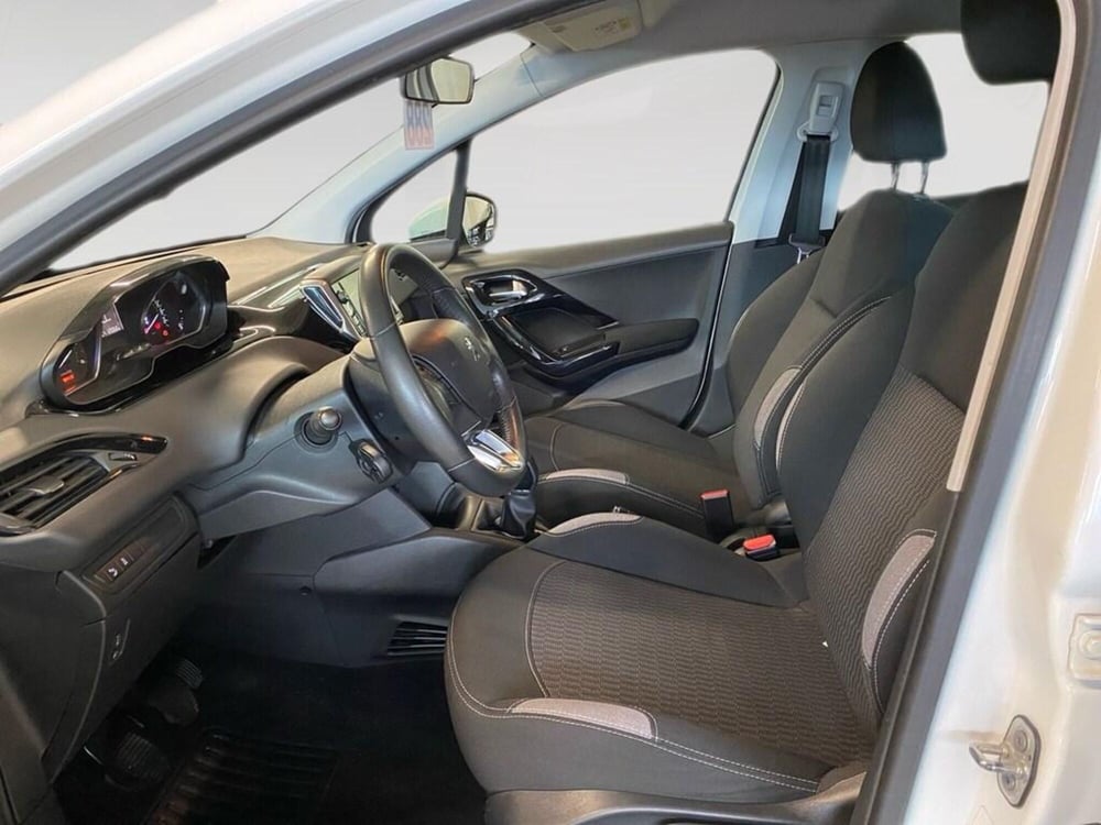 Peugeot 208 usata a Torino (6)
