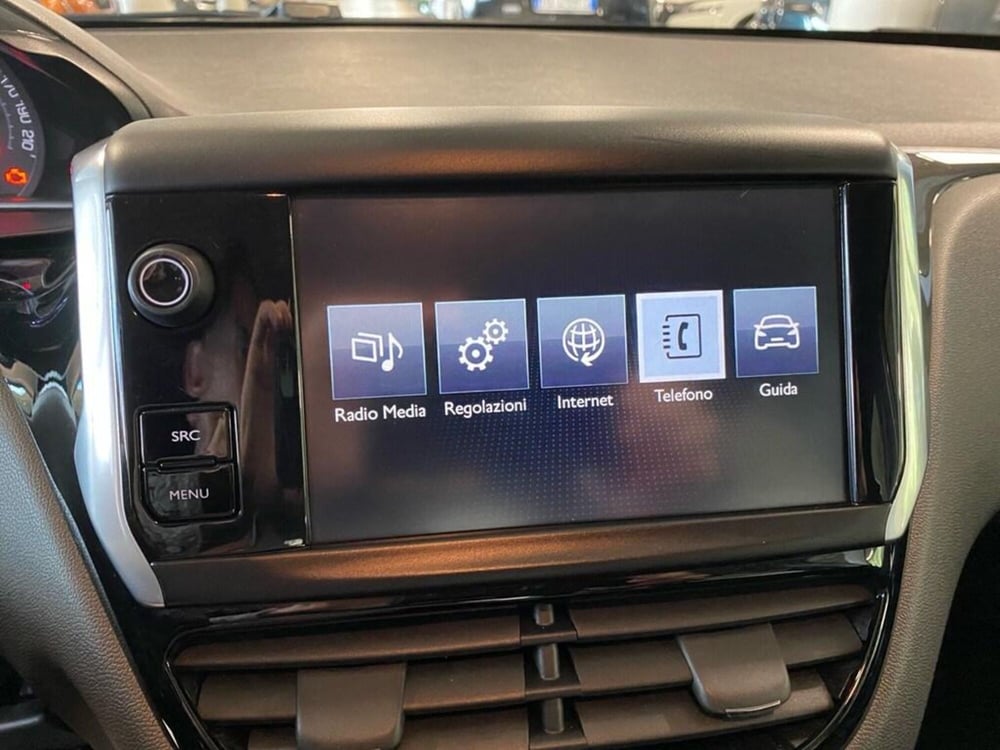 Peugeot 208 usata a Torino (9)