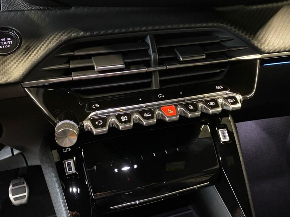 Peugeot 208 usata a Torino (11)