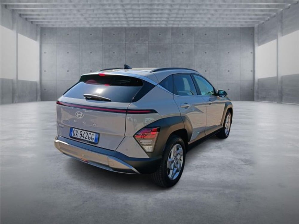 Hyundai Kona usata a Bari (6)