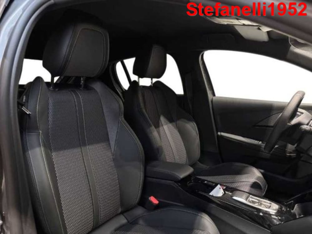 Peugeot 208 nuova a Bologna (16)