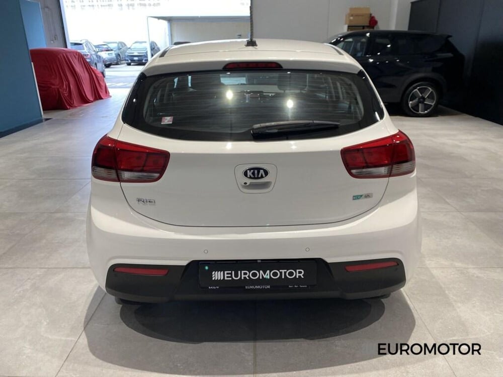 Kia Rio usata a Bari (7)