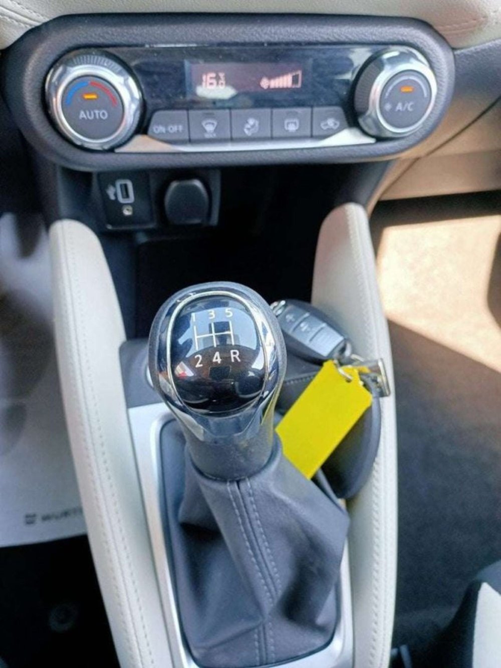 Nissan Micra usata a Firenze (8)