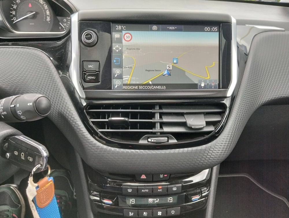 Peugeot 2008 usata a Asti (15)