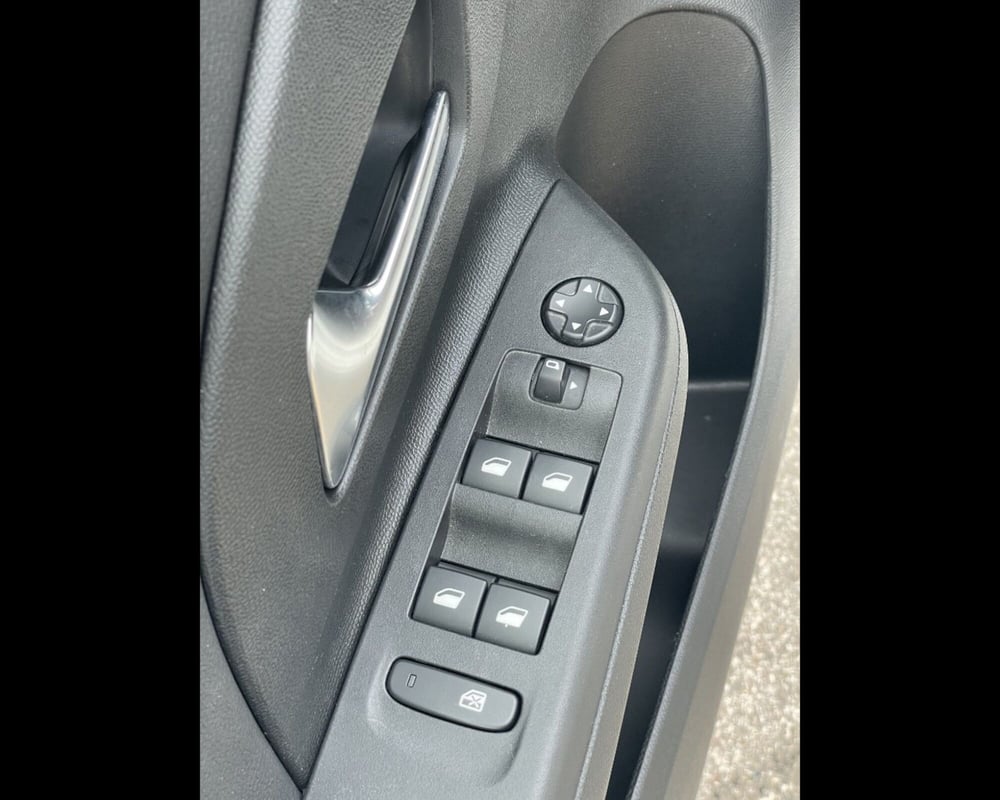 Opel Corsa usata a Belluno (13)