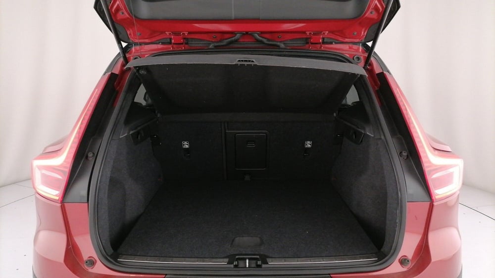 Volvo XC40 usata a Roma (10)