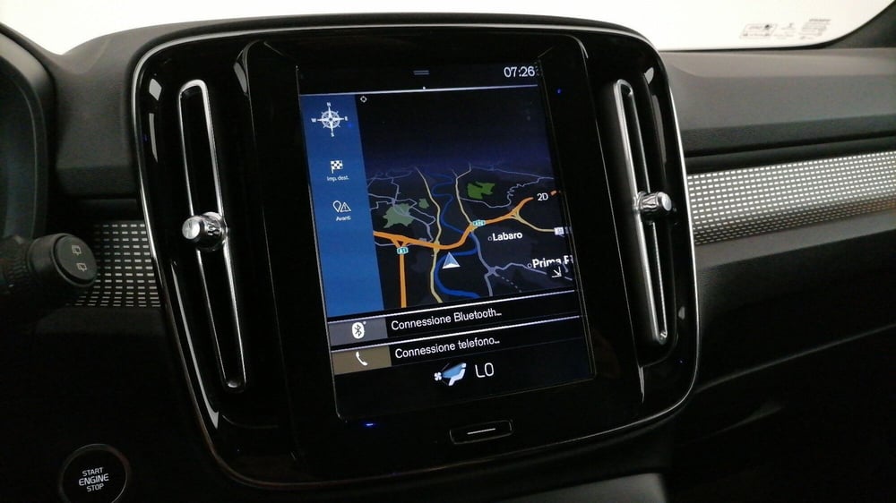 Volvo XC40 usata a Roma (16)