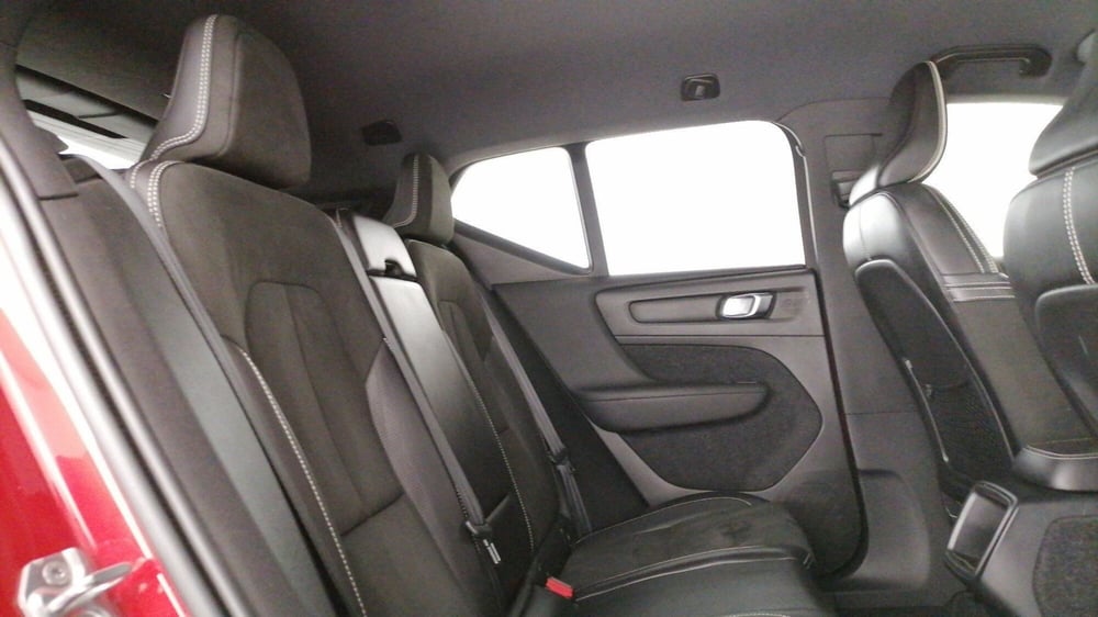 Volvo XC40 usata a Roma (8)
