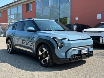 Kia EV3 81,4 kWh Earth del 2024 usata a Castenaso