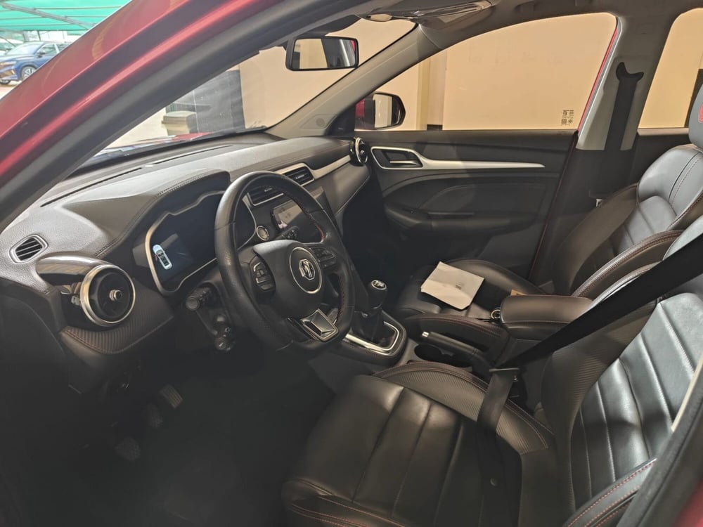 Mg ZS (2021-->) usata a Milano (10)