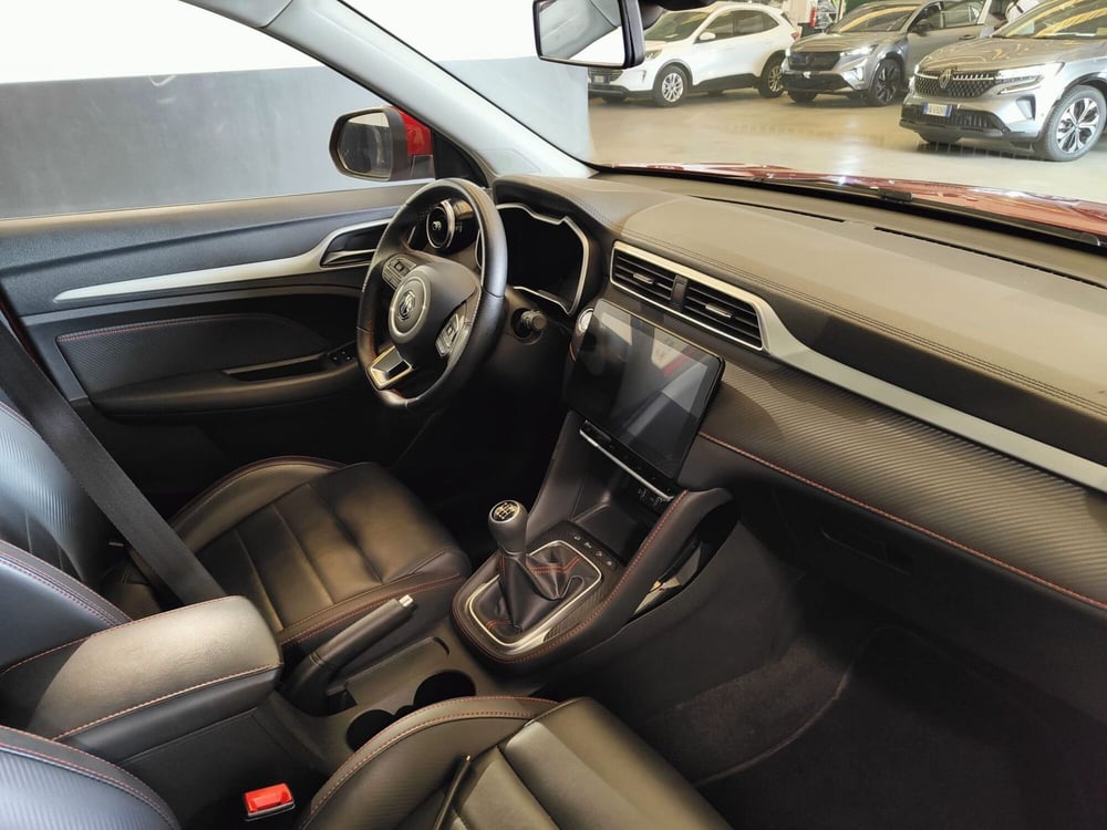 Mg ZS (2021-->) usata a Milano (11)