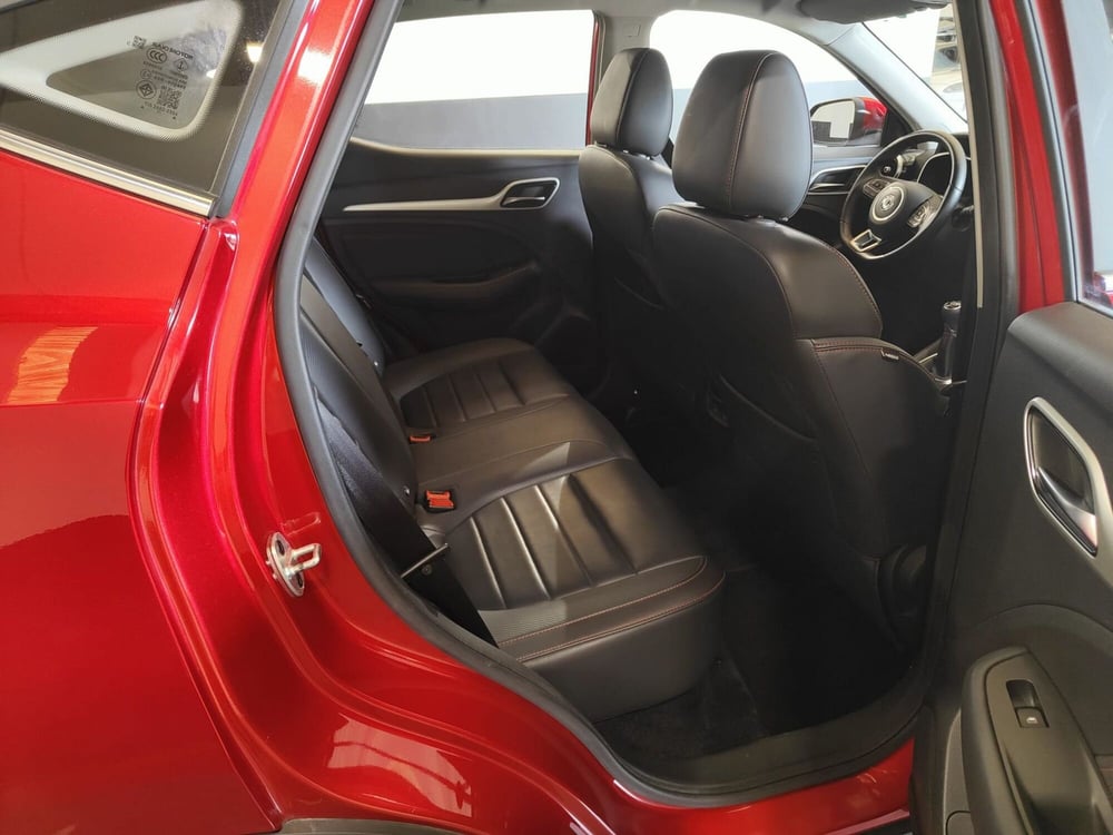 Mg ZS (2021-->) usata a Milano (13)