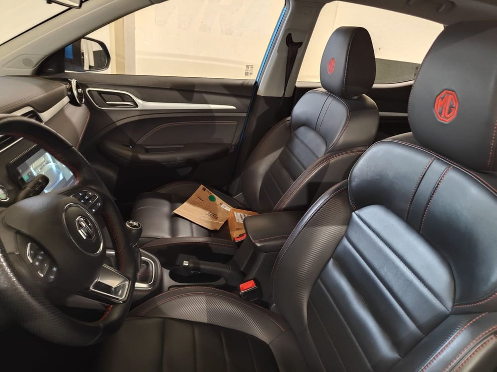 Mg ZS (2021-->) usata a Milano (12)