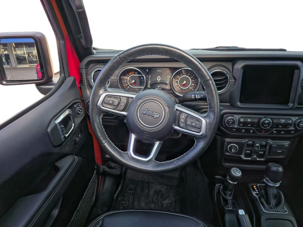 Jeep Gladiator usata a Pistoia (9)