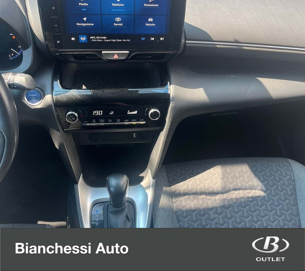 Toyota Yaris Cross usata a Cremona (14)