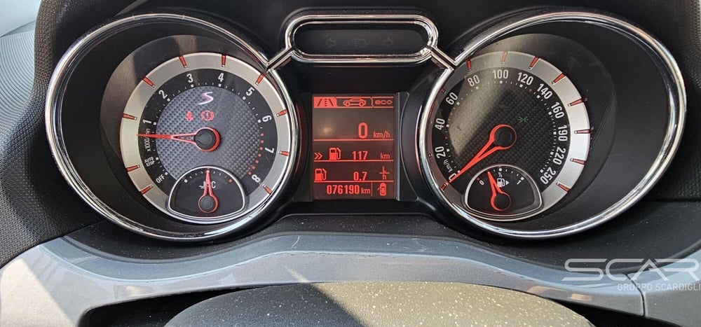 Opel Adam usata a Livorno (19)