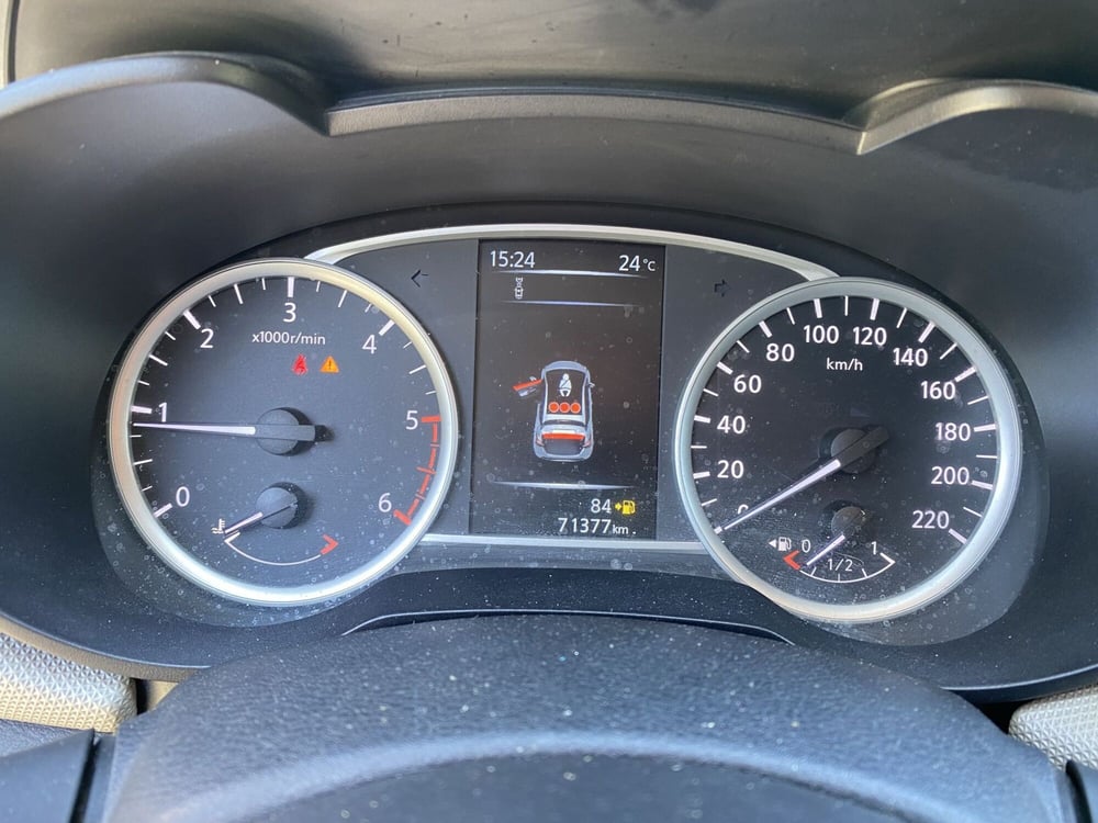 Nissan Micra usata a La Spezia (13)
