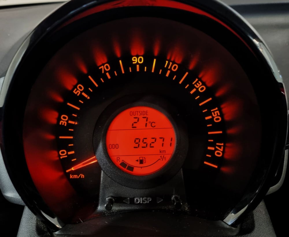 Peugeot 108 usata a Pavia (14)