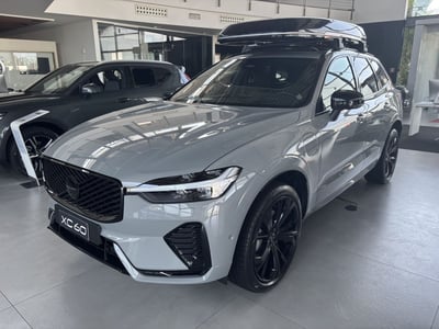 Volvo XC60 T6 Recharge AWD Plug-in Hybrid automatico Plus Bright nuova a Ferrara