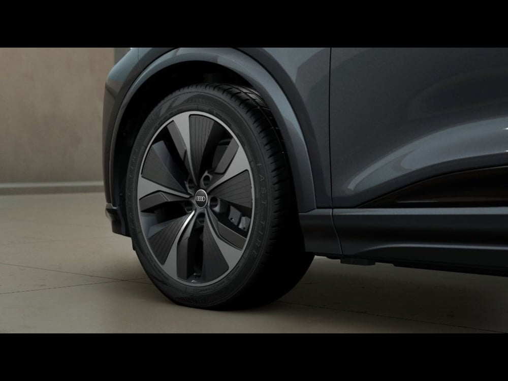 Audi Q6 Sportback nuova a Pisa (6)