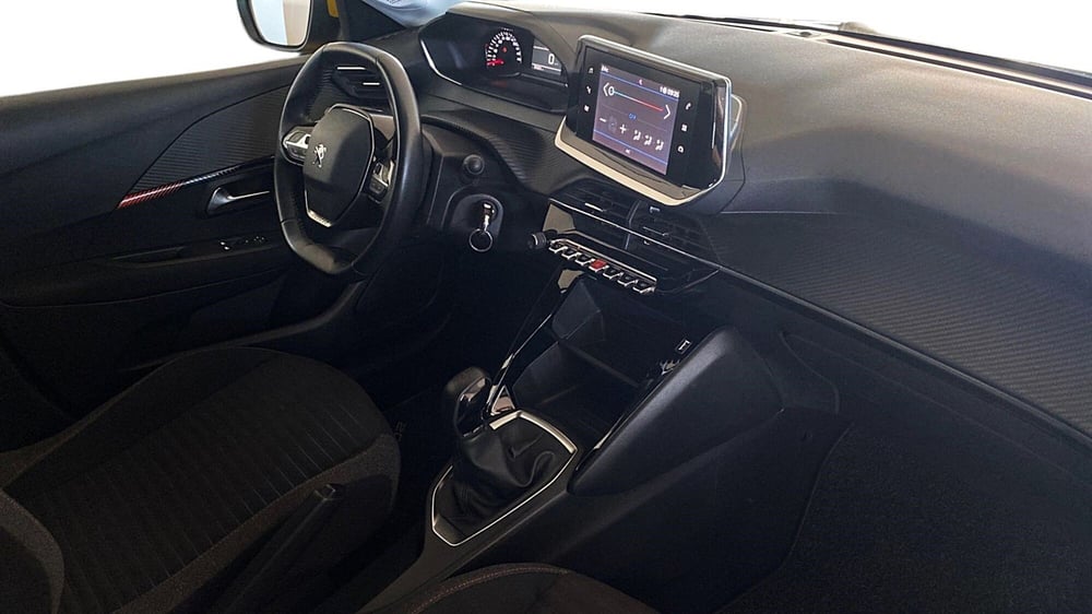 Peugeot 208 usata a Catania (10)