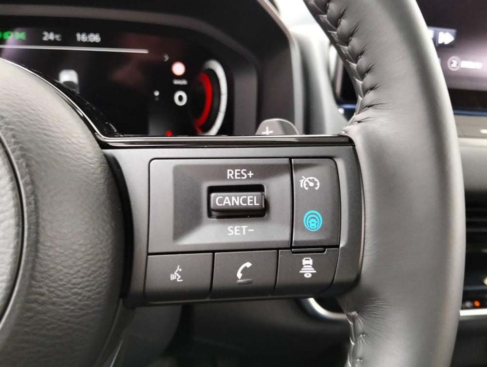 Nissan Qashqai usata a Como (12)