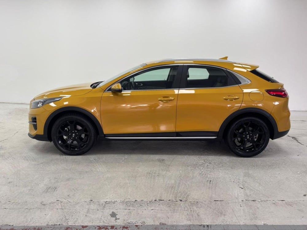 Kia XCeed usata a Como (8)