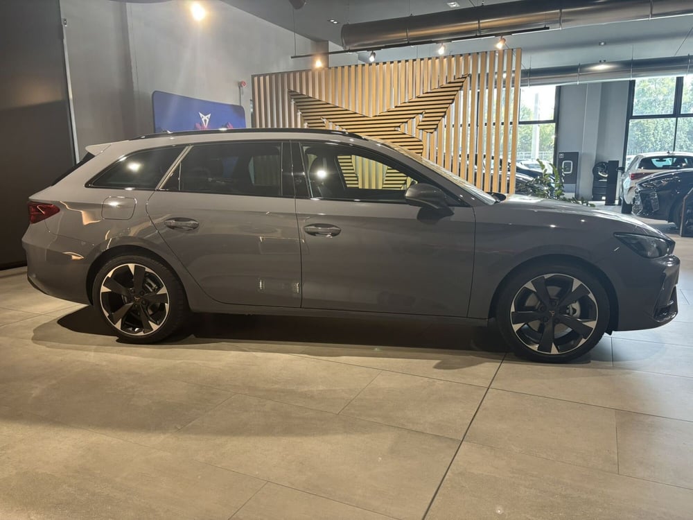 Cupra Leon Station Wagon nuova a Ferrara (4)