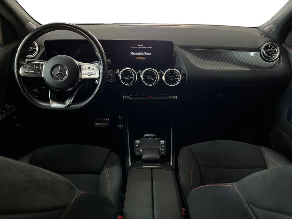 Mercedes-Benz GLA SUV usata a Bari (18)