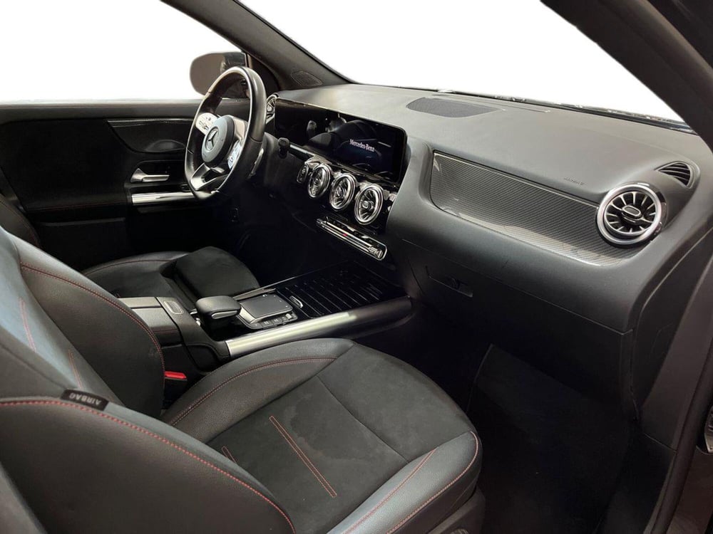 Mercedes-Benz GLA SUV usata a Bari (9)
