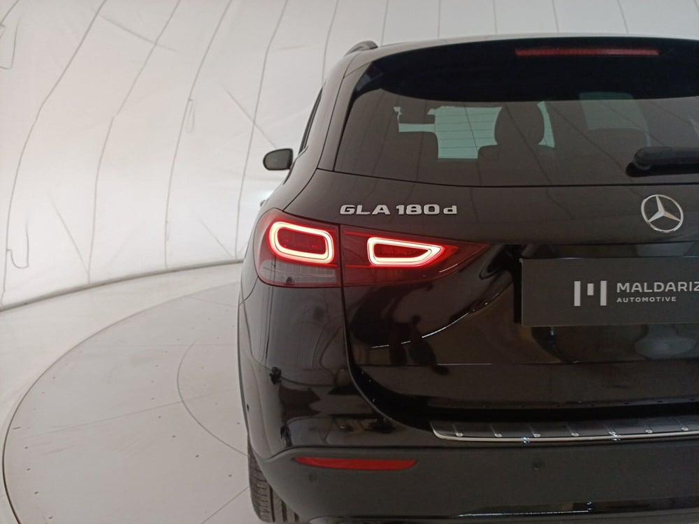 Mercedes-Benz GLA SUV usata a Bari (11)