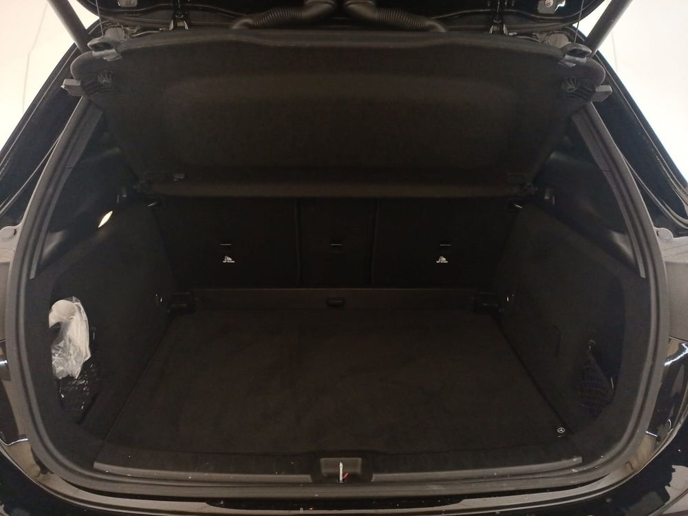 Mercedes-Benz GLA SUV usata a Bari (13)