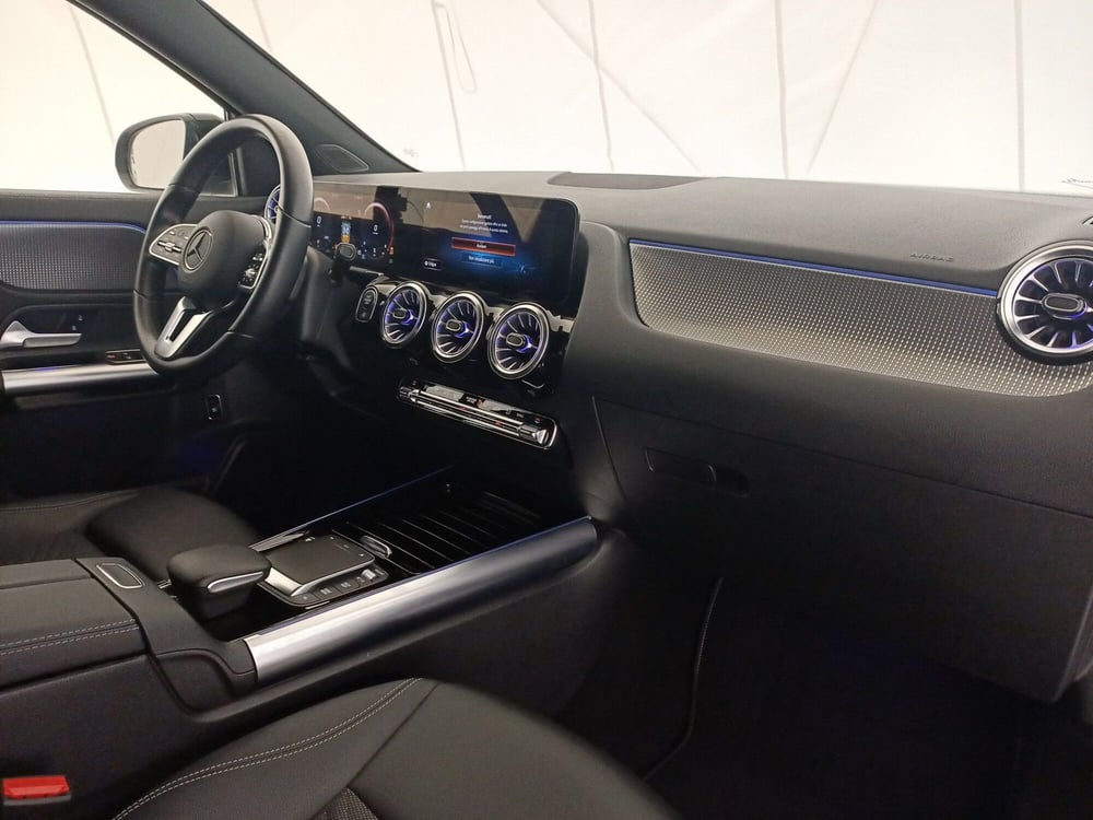Mercedes-Benz GLA SUV usata a Bari (7)