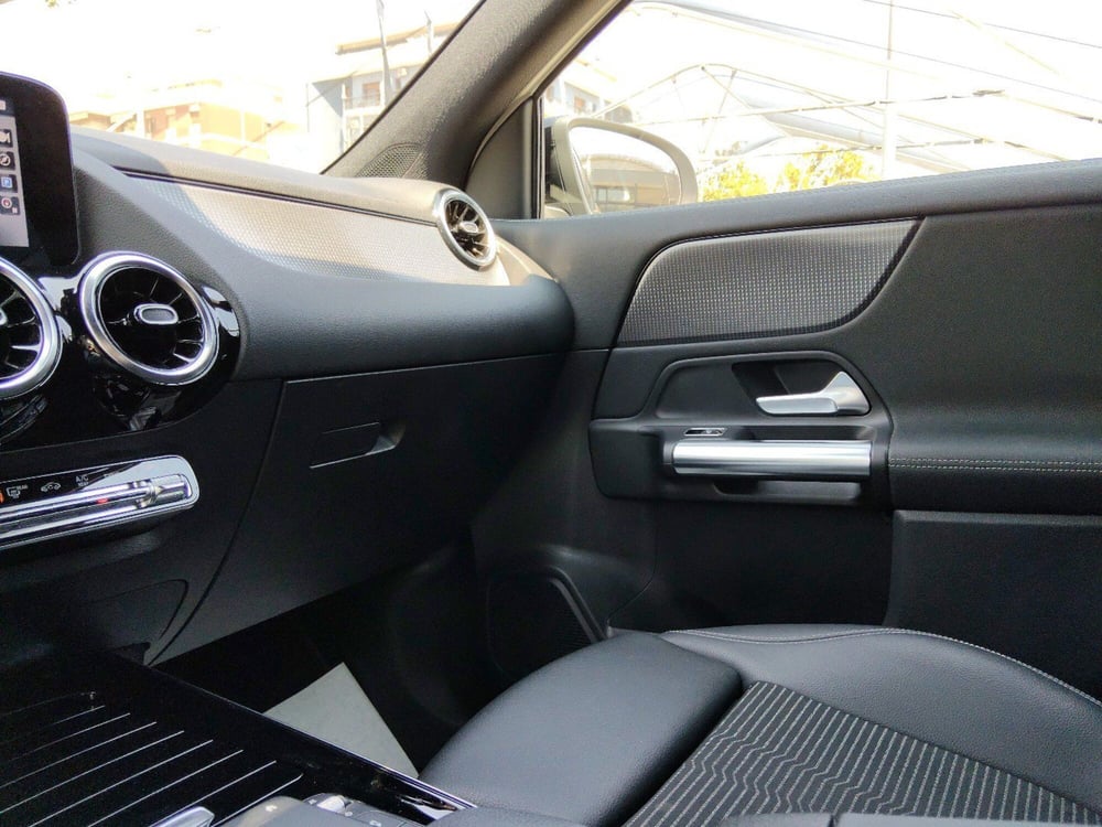 Mercedes-Benz GLA SUV usata a Pescara (19)