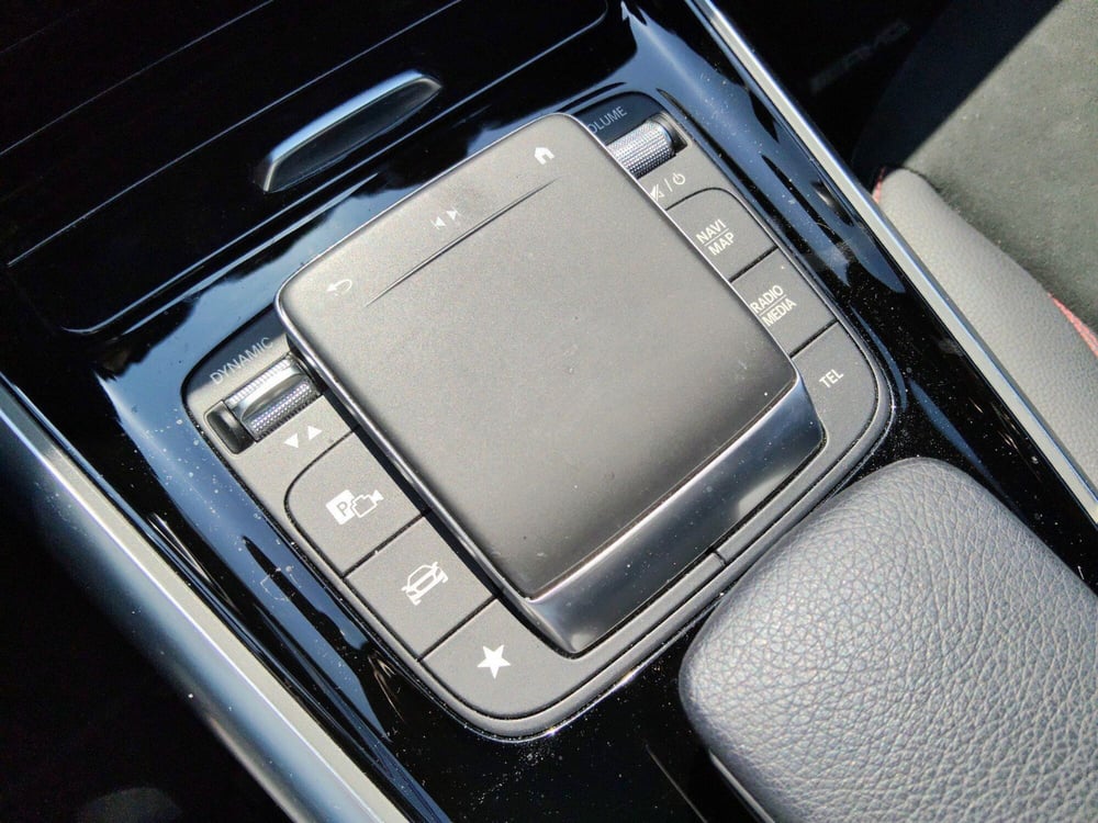 Mercedes-Benz GLA SUV usata a Pescara (13)
