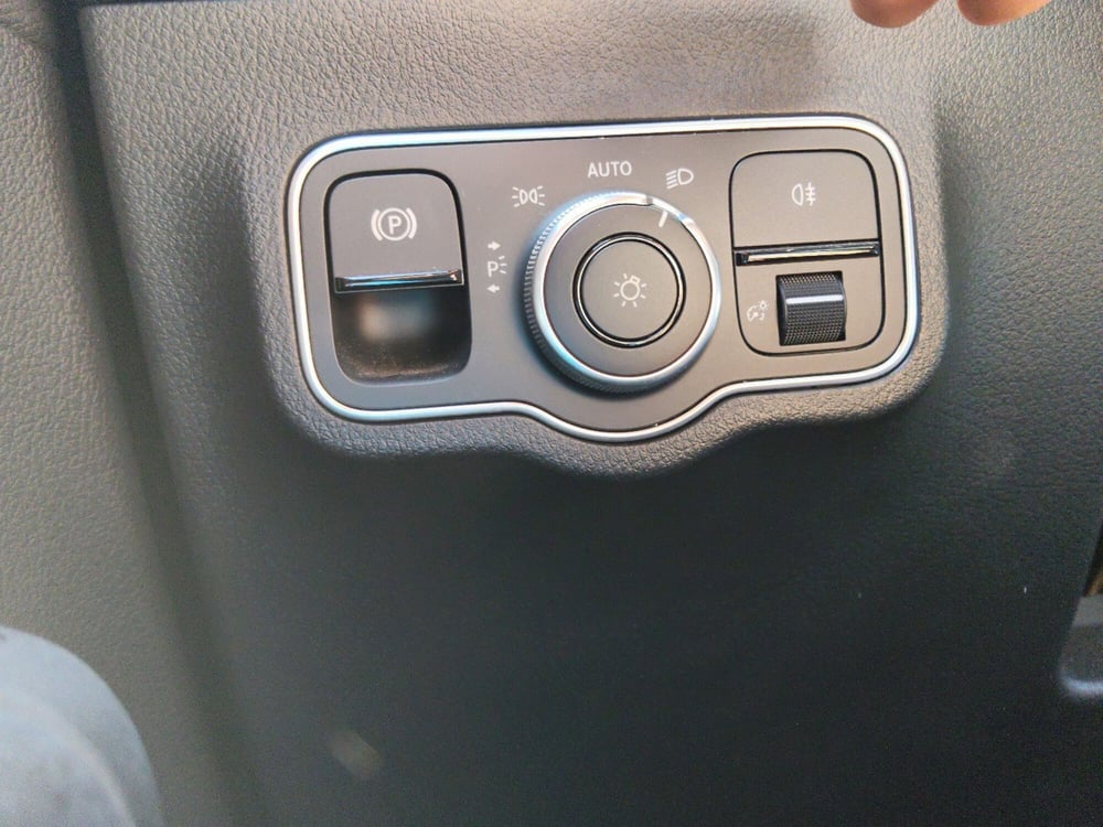 Mercedes-Benz GLA SUV usata a Pescara (15)