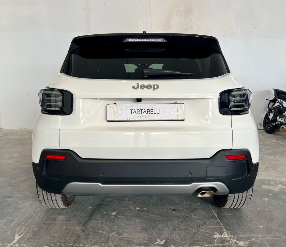 Jeep Avenger usata a Bari (8)