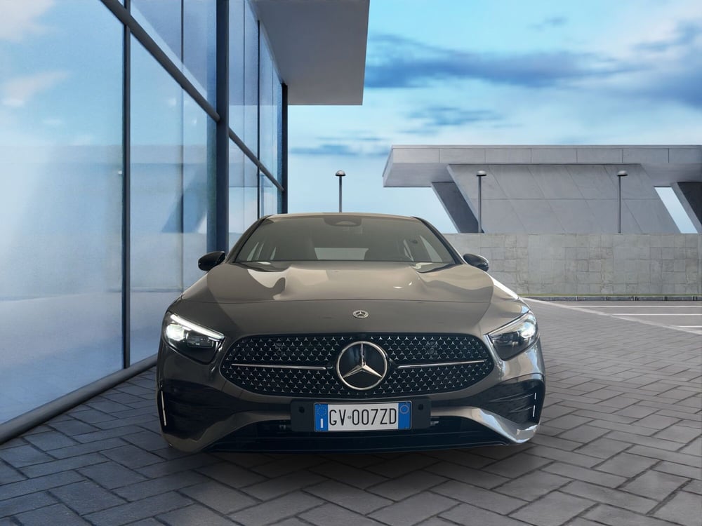 Mercedes-Benz Classe A Sedan usata a Cosenza (2)