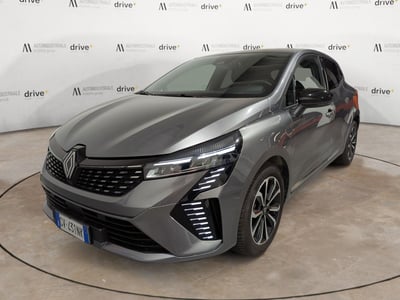 Renault Clio TCe 90 CV 5 porte Techno del 2024 usata a Trento