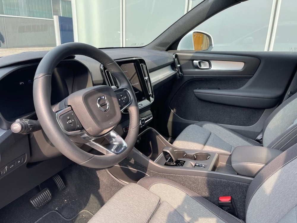 Volvo XC40 usata a Como (7)