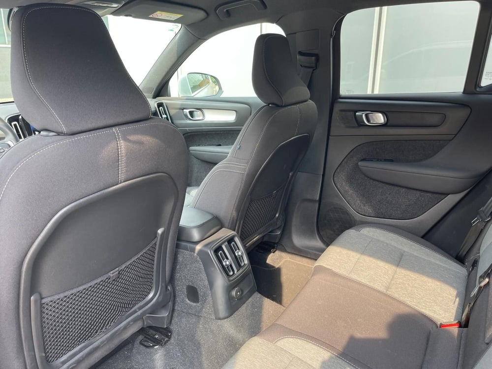 Volvo XC40 usata a Como (8)