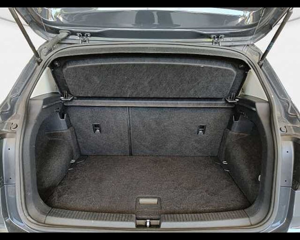 Volkswagen T-Cross usata a Roma (11)