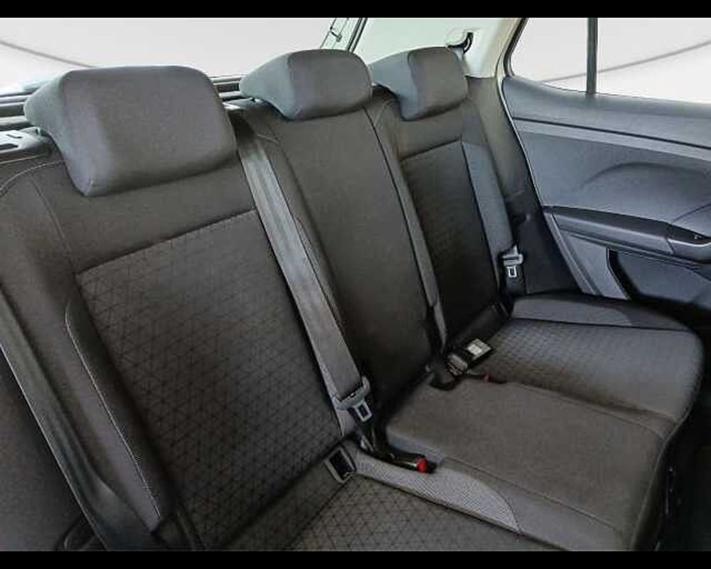 Volkswagen T-Cross usata a Roma (9)