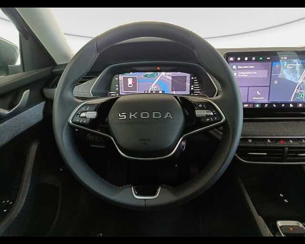Skoda Octavia Station Wagon usata a Roma (7)