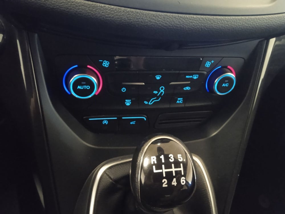 Ford Kuga usata a Torino (17)