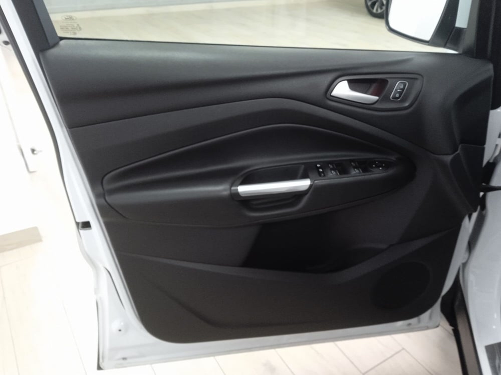 Ford Kuga usata a Torino (7)