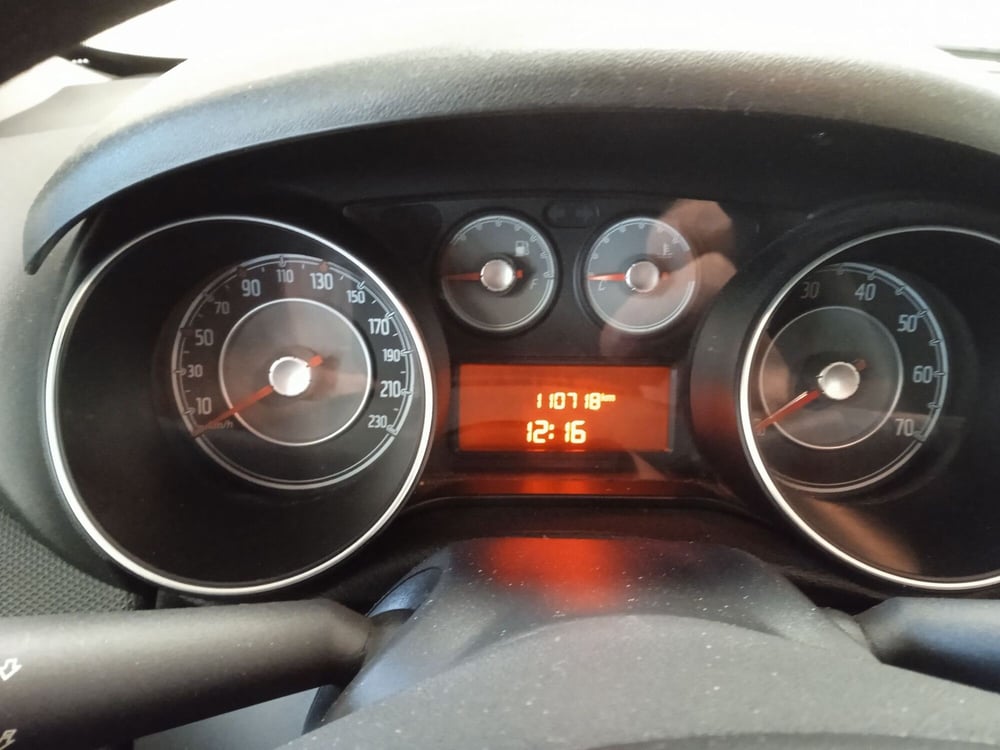 Fiat Punto usata a Torino (12)
