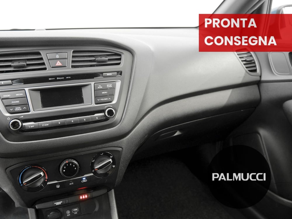 Hyundai i20 usata a Prato (13)