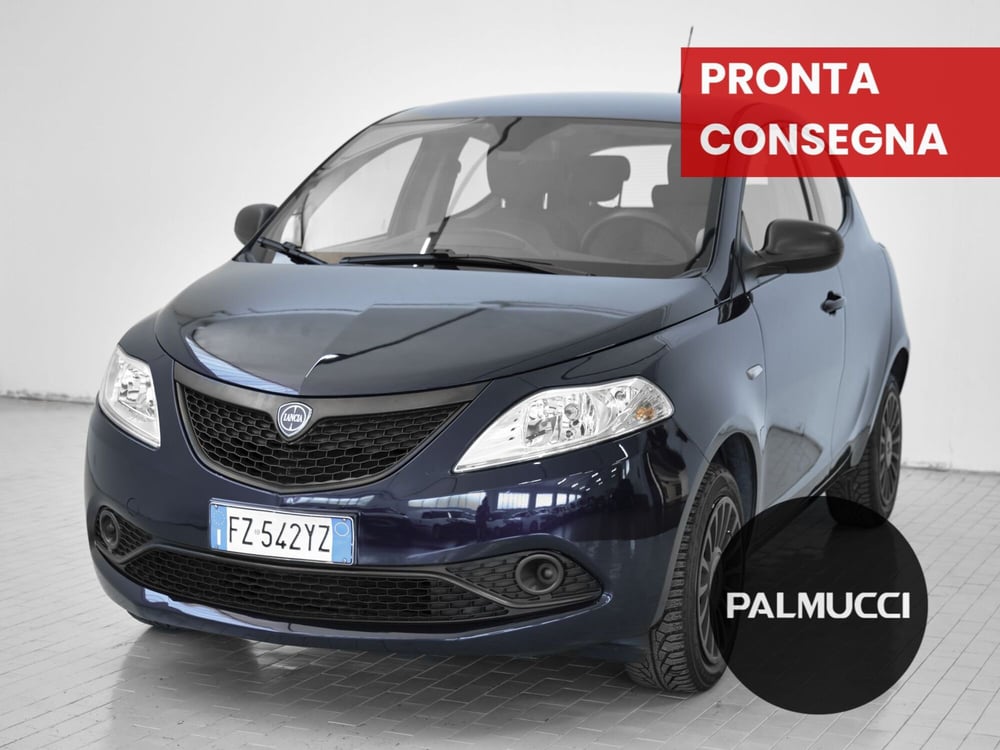 Lancia Ypsilon usata a Prato